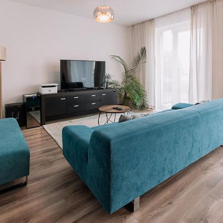 Revon Business Apartment Senec Buitenkant foto
